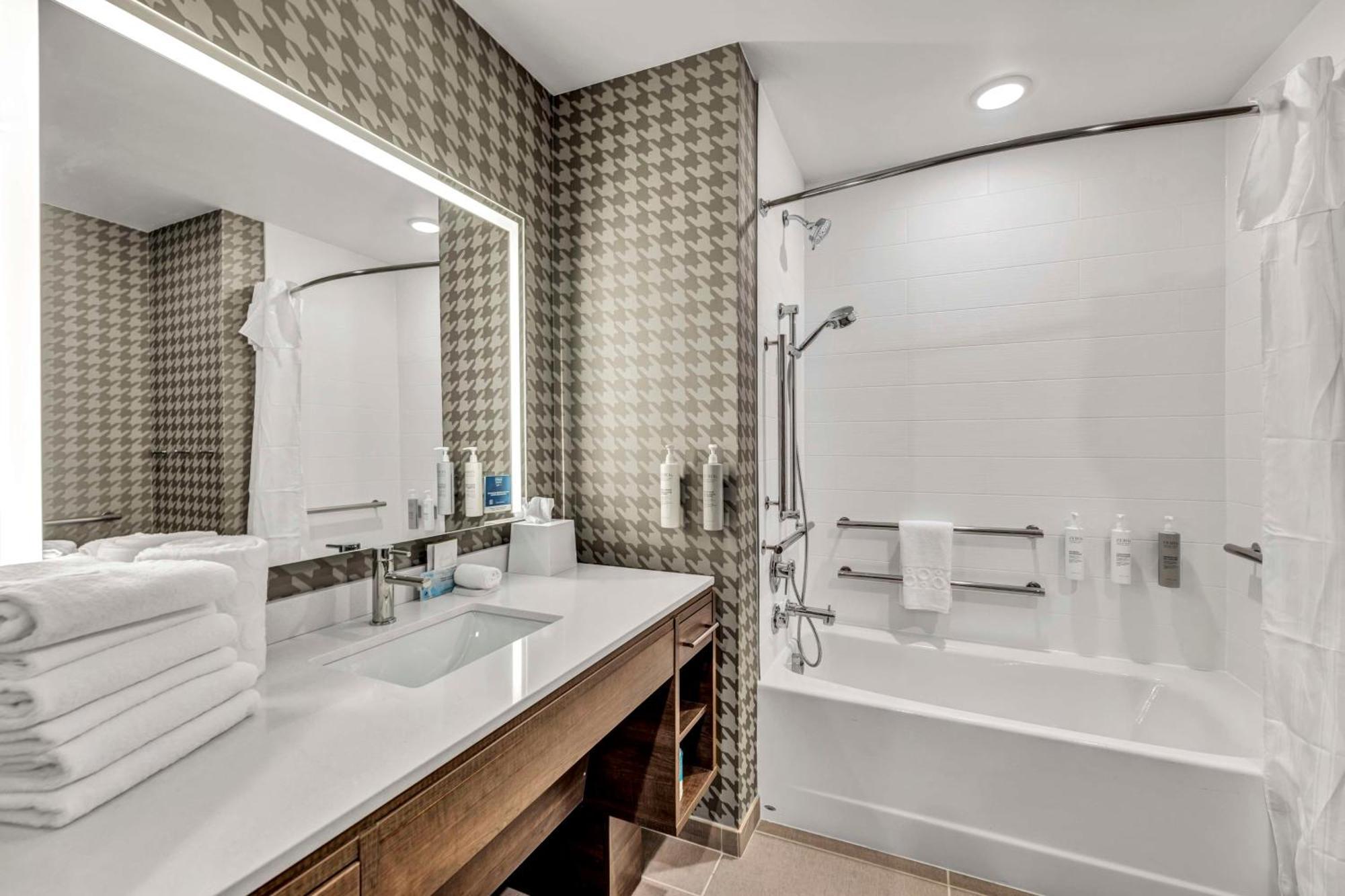 Home2 Suites By Hilton Raleigh West Lenovo Center Kültér fotó