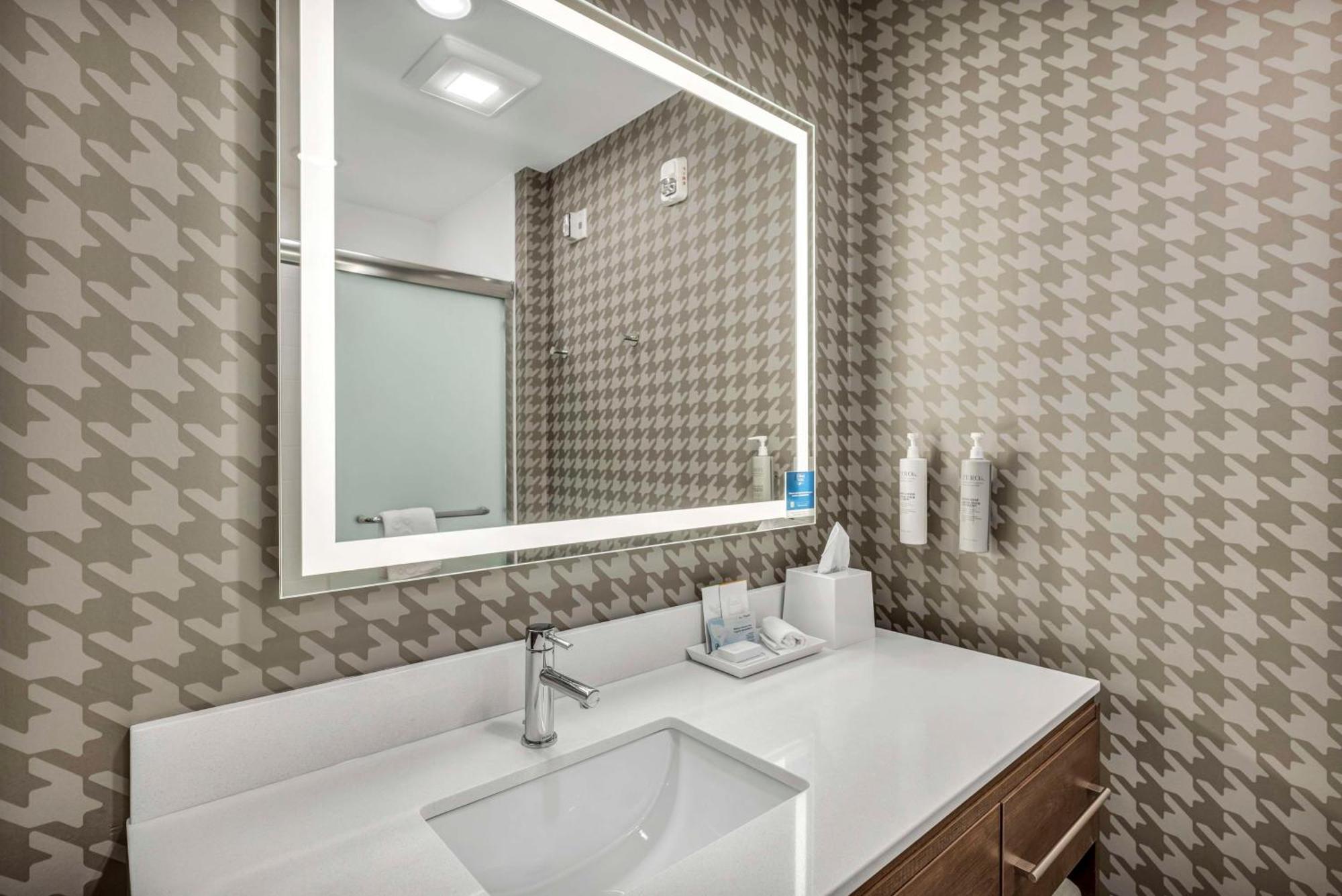 Home2 Suites By Hilton Raleigh West Lenovo Center Kültér fotó