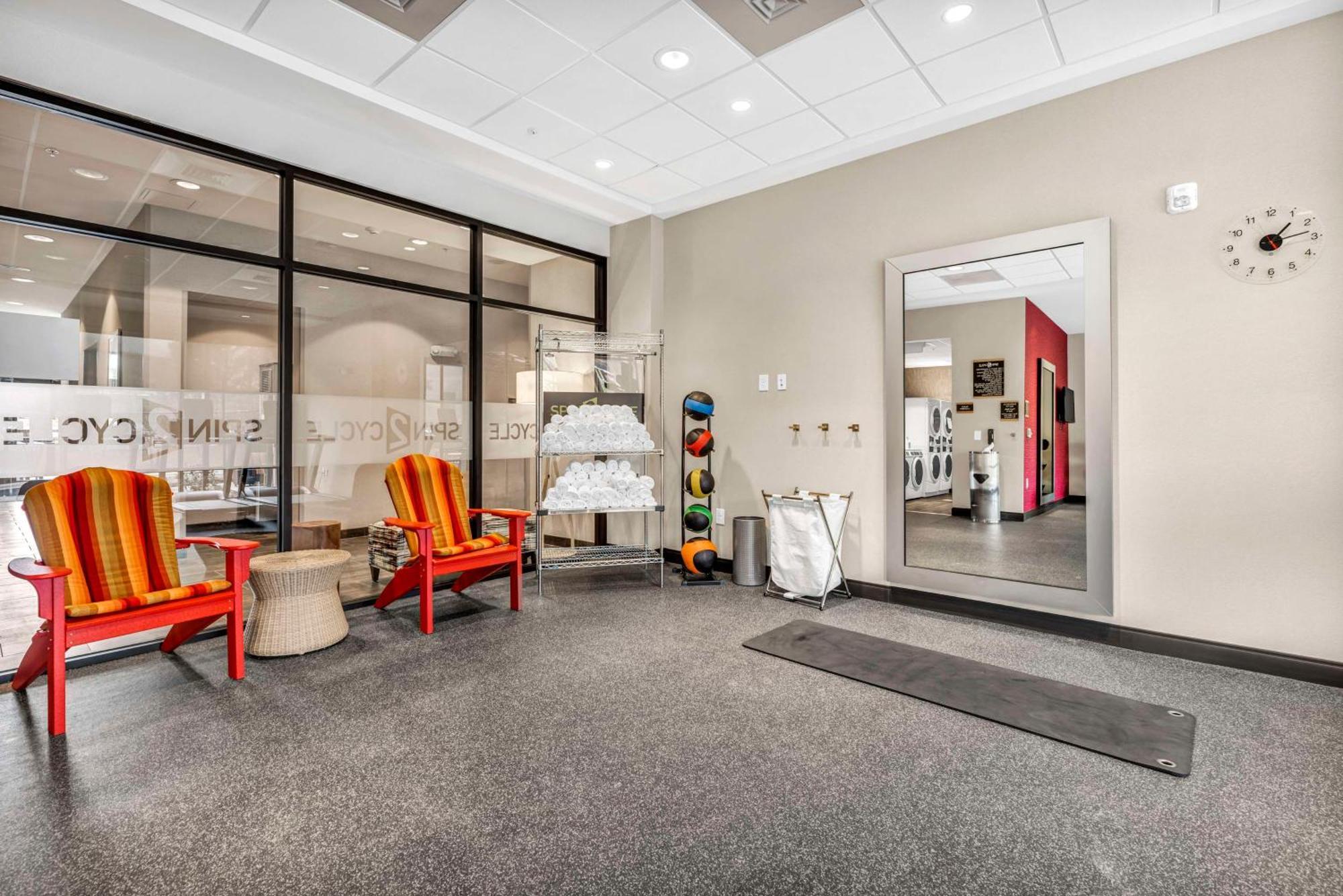 Home2 Suites By Hilton Raleigh West Lenovo Center Kültér fotó